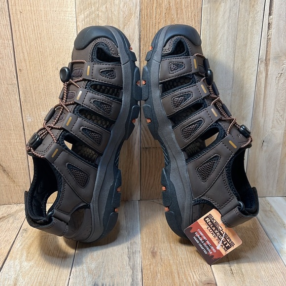 Skechers  MEN'S Relaxed Fit: Tresmen - Outseen Slip-On Sandals - Picture 7 of 10